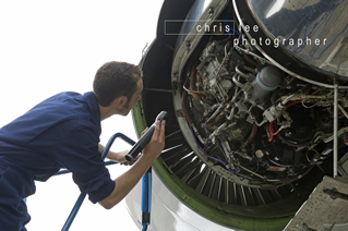 Inspecting a jet engine